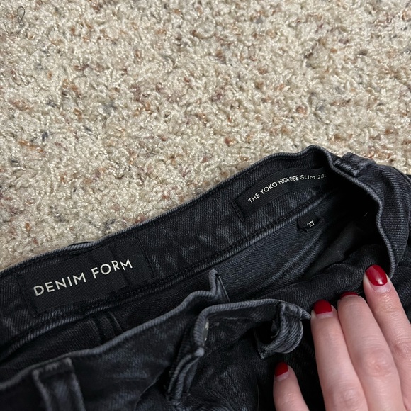 Aritzia Denim Forum Yoko Slim Straight Jeans - Picture 4 of 4